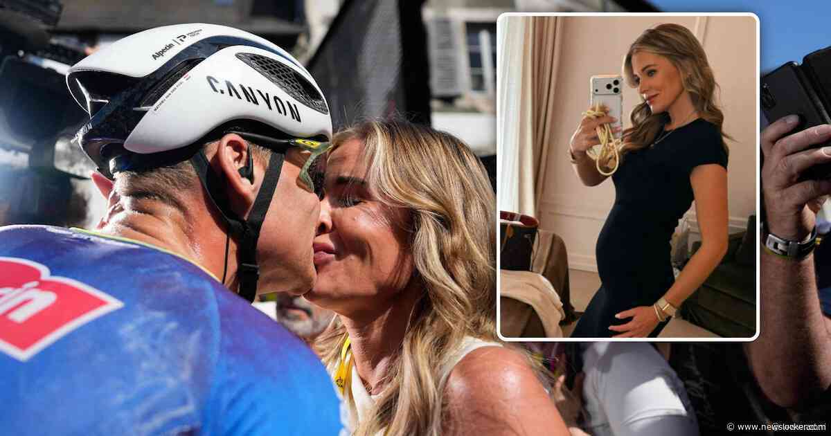 Zwangere vriendin Roxanne verklaart liefde aan Mathieu van der Poel na de Tour: ‘Elk deel van jou fascineert mij’