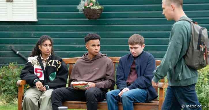 How old are the actors playing EastEnders’ teens?