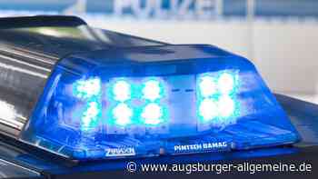 Straße bei Regglisweiler nach Unfall gesperrt: Auto kommt von Straße ab und überschlägt sich