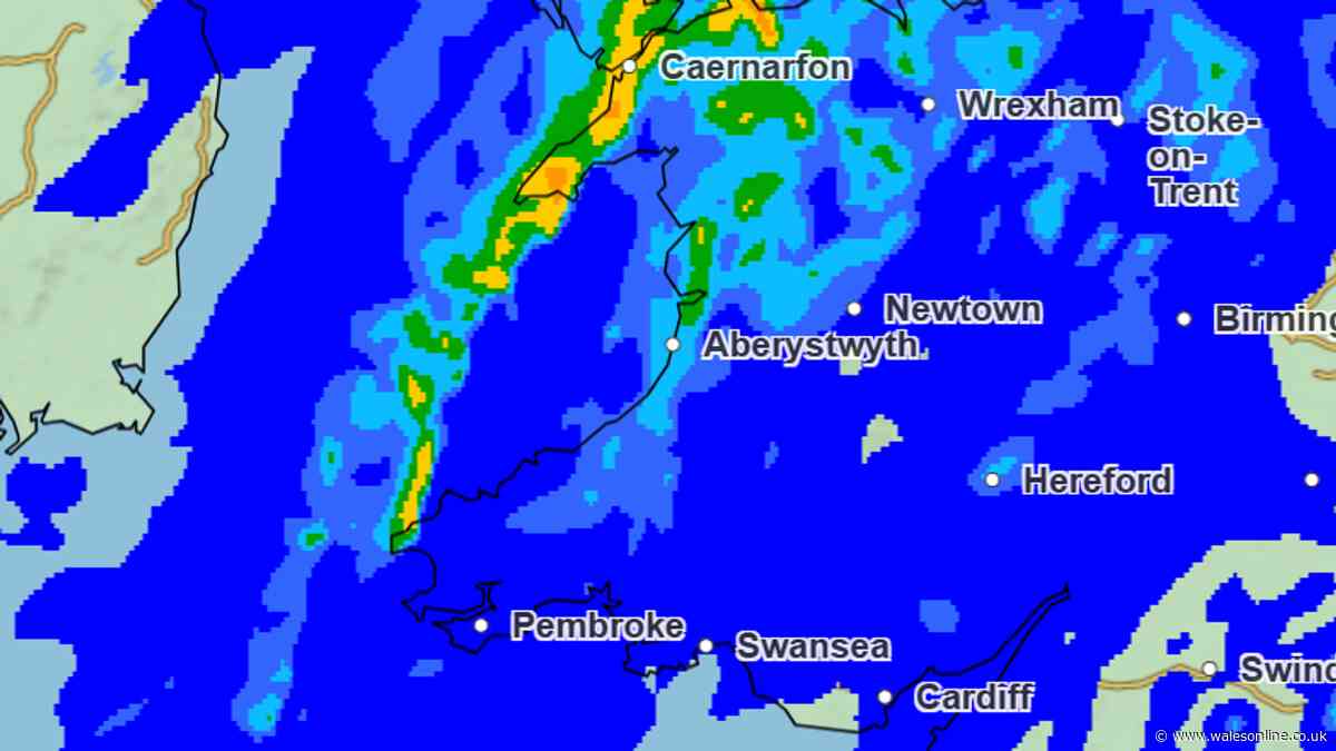 Met Office weather maps show rain hitting Wales with downpour expected this weekend