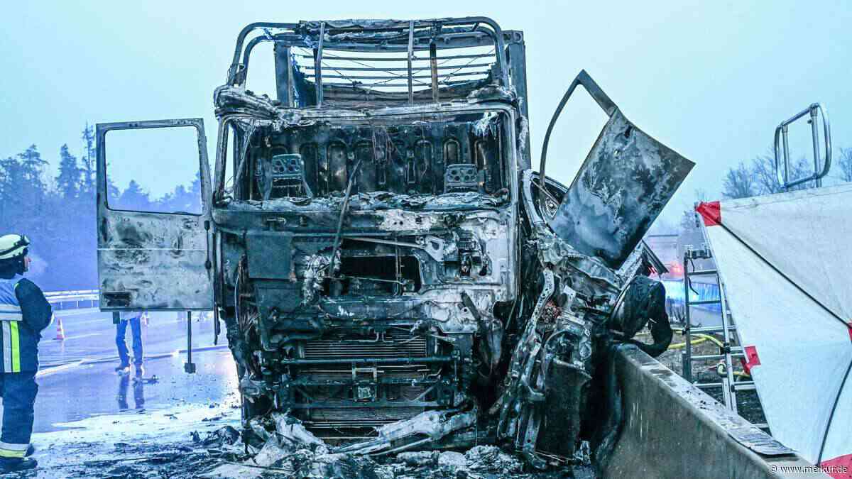 „Die Person ist identifiziert“: Mann filmte brennendes Unfallopfer – Verdächtiger ermittelt
