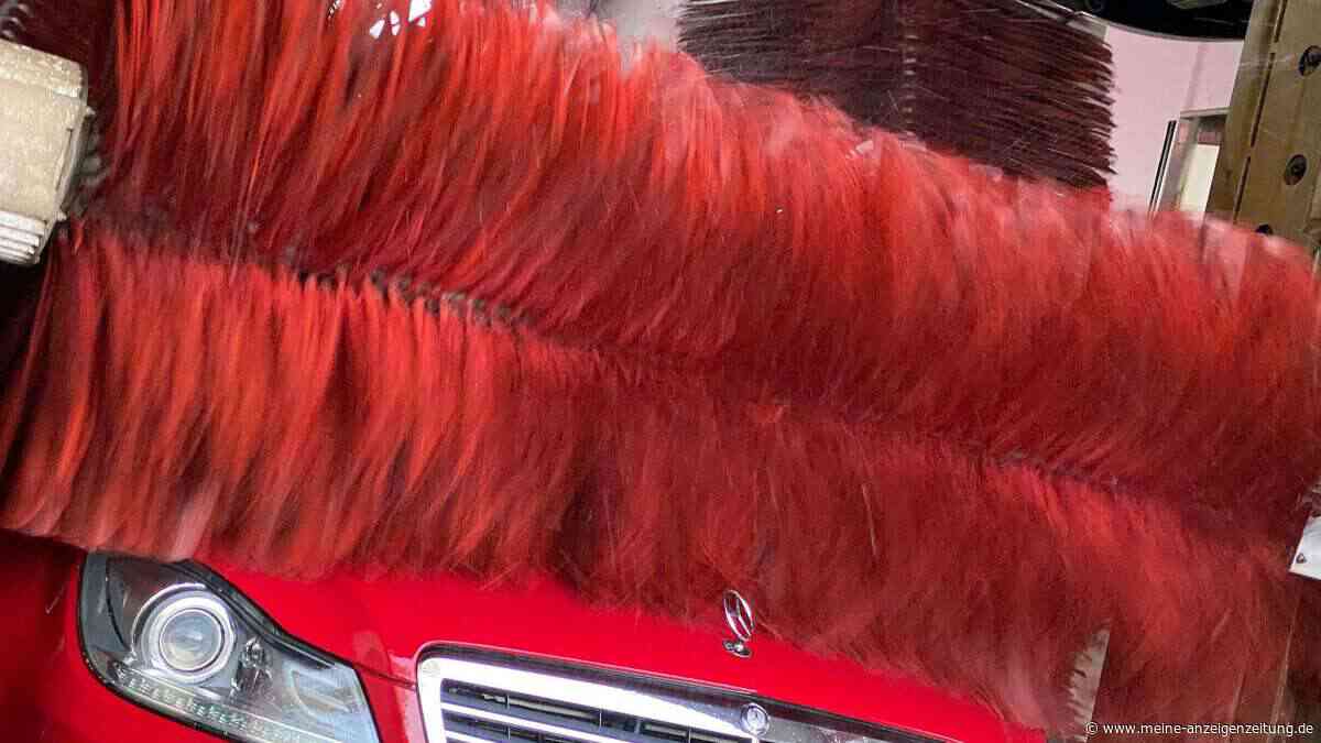 Schäden in der Waschstraße: Wann Kunden selbst zahlen müssen