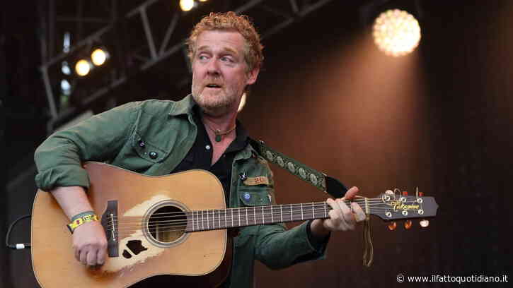 E’ morto a 56 anni Glen Hansard, il cantautore irlandese premio Oscar e frontman dei The Frames: “Uno schianto in moto nella notte a Dublino”