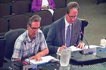 Council puts legal fee policy for cleared councillors on hold