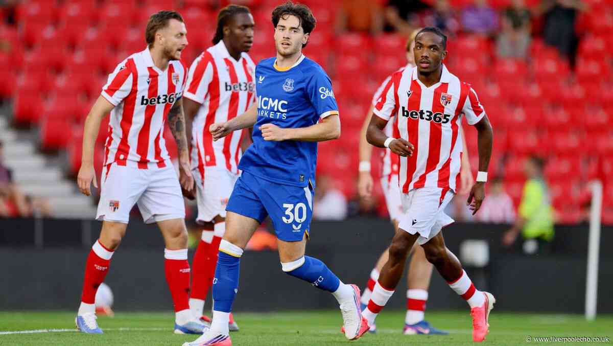 Exclusive: Hayden Hackney makes bold goal vow after Everton debut - 'That's what I aim for'