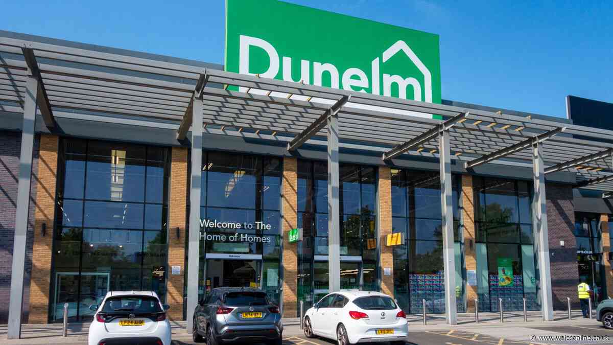 'Bathrooms look spotless' with £2.50 Dunelm item for 'taps, sinks, and showers'