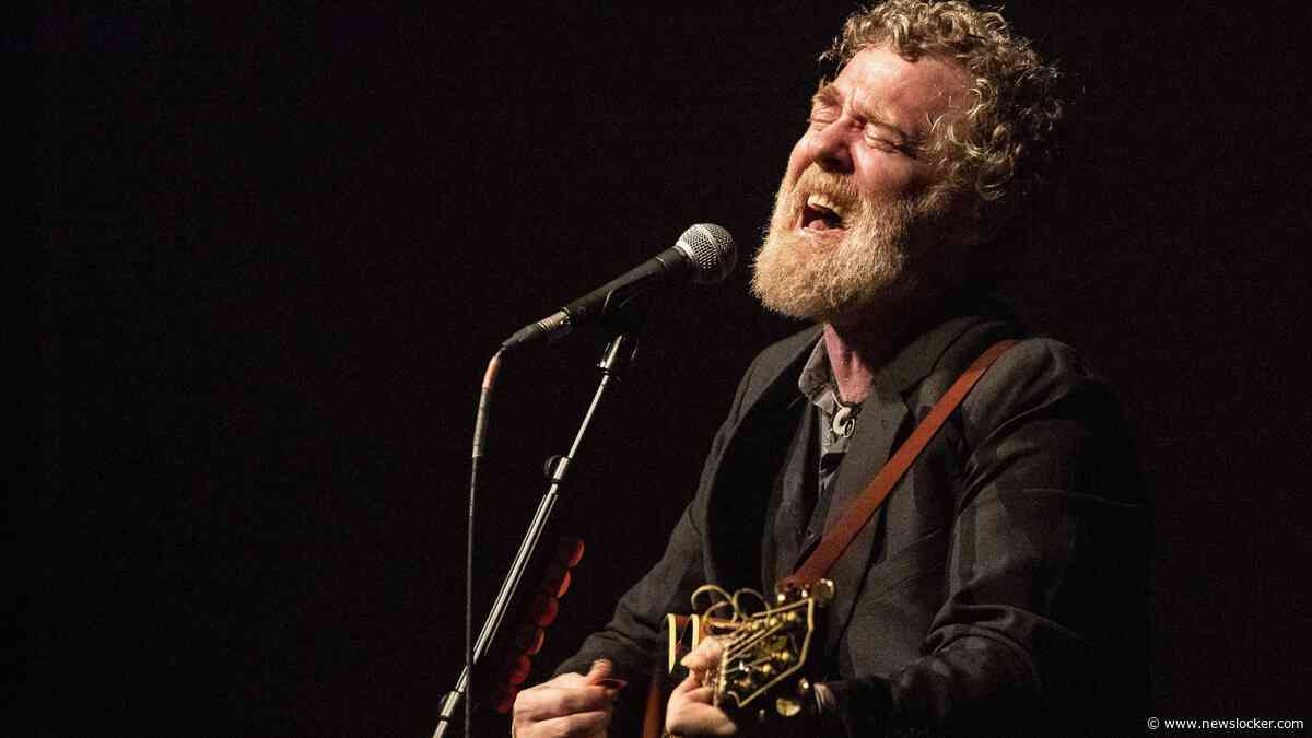 Ierse zanger en Oscarwinnaar Glen Hansard (56) omgekomen bij motorongeluk