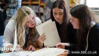When is Scottish exam results day 2026 and what time will results come out?