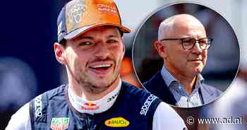 Formule 1-baas gelooft in langer verblijf Max Verstappen en pareert kritiek: ‘Wil geen tape op monden plakken’