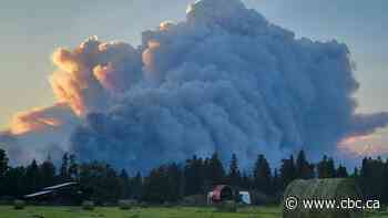 Weather grants slight reprieve in battle against wildfire threatening Clinton