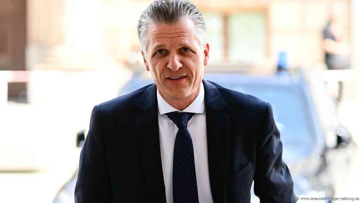 Steinmeier ernennt drei neue CDU-Minister – Frei mit 91,9 Prozent zum Fraktionschef gewählt