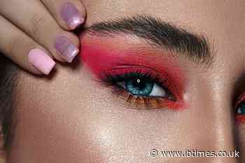 Eyemaxxing Makeup Trend: How to Use Colour Theory Wheel Hacks to Make Eye Colours Pop