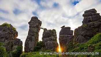 Die Externsteine: Beeindruckende Felsen und Natur – Tipps für den Sommer in NRW