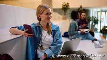 How does online schooling support students preparing for college?