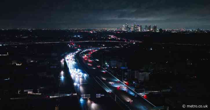 20 million Americans across 17 states face risk of blackout