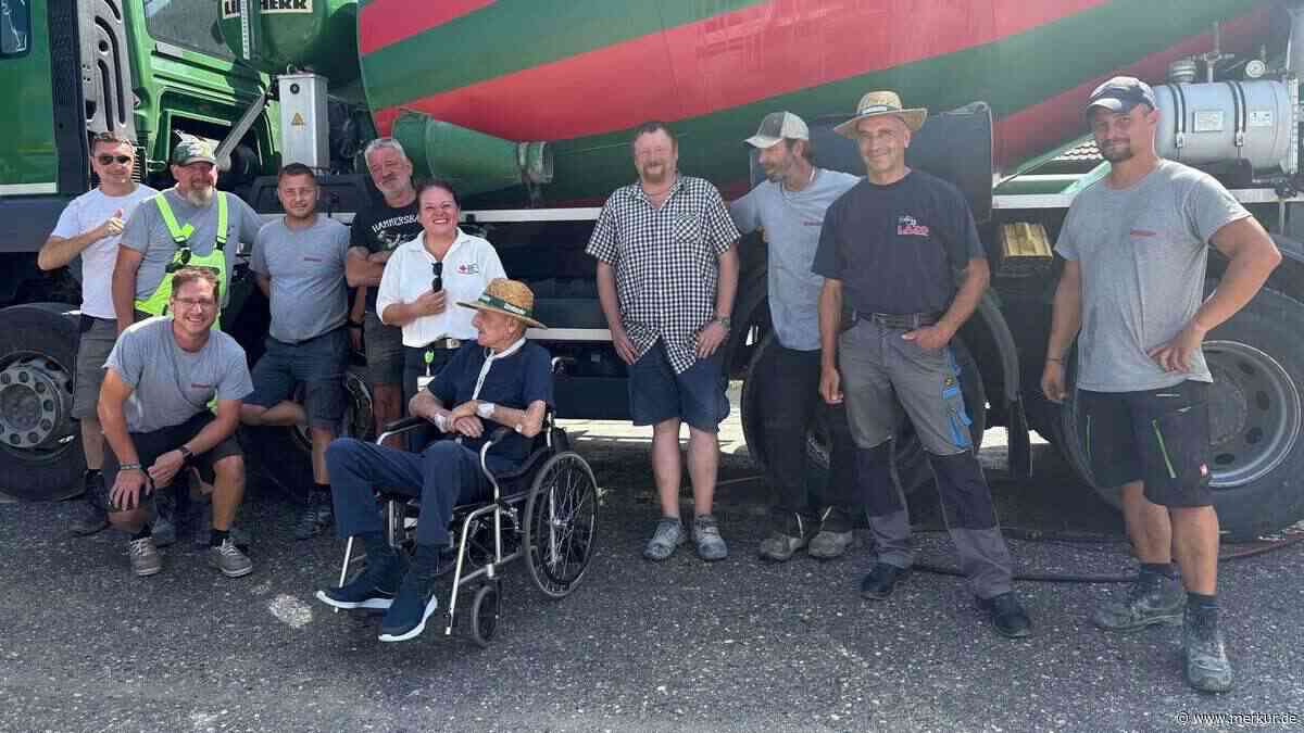 Schwerkranker (63) besucht noch einmal seine Kollegen – „Bewegende Premiere“ für „Hospizmobil“