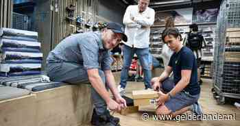 Beloofd is beloofd: Jamie krijgt nieuwe schoenen van Johan na hartverwarmende actie tijdens Vierdaagse
