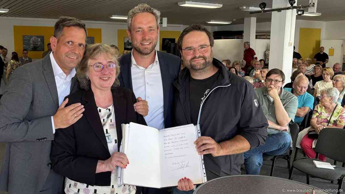 Ministerpräsident Lies in Gifhorn: Baustart für A 39 und Fachkräfte halten bei IAV