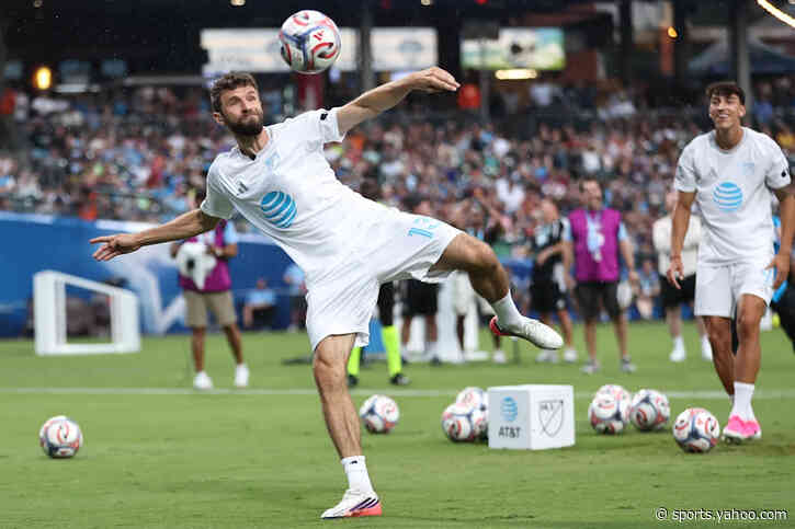 🎥 Bavarian shooting boots! Müller shows MLS stars how to finish