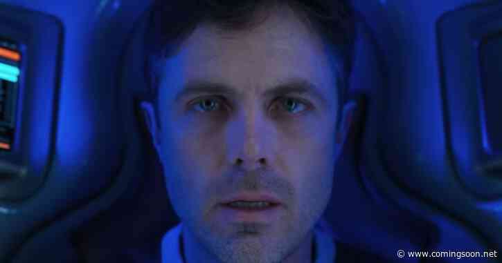 Casey Affleck & Laurence Fishburne’s Sci-Fi Movie Hits Hulu Today