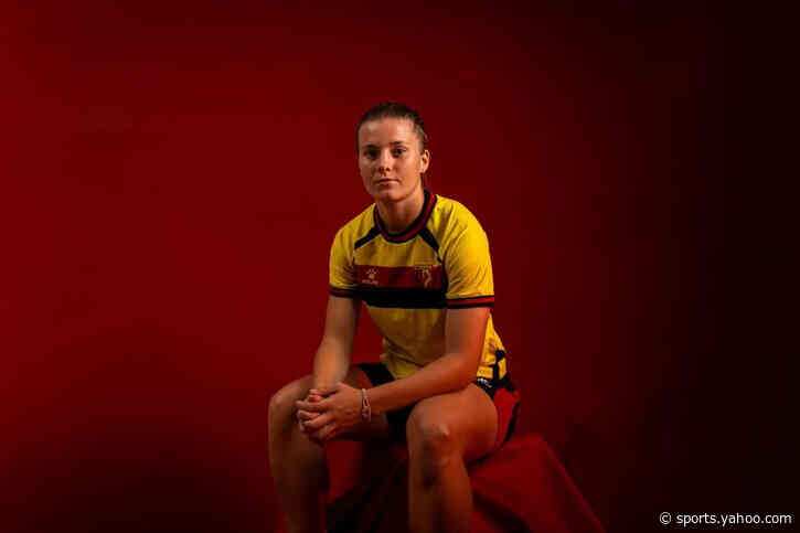 Watford sign Welsh international forward Teisar