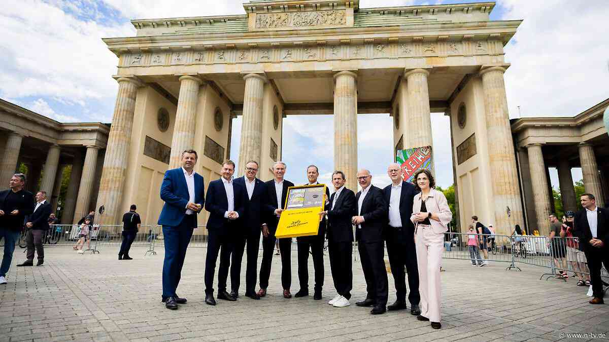 Grand Départ in Berlin?: "Äußerst attraktive" Bewerbung begeistert Tour-de-France-Boss