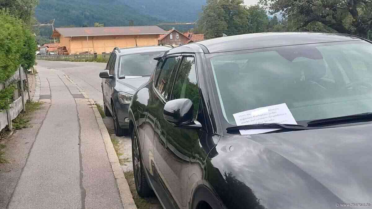 Beleidigende Zettel am Scheibenwischer: Parkplatz-Streit on oberbayerischen Dorf eskaliert