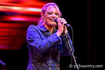 Lauren Alaina on the Reaction to Her Breastfeeding in Public