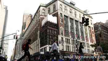 Macy's says goodbye to a piece of New York City history