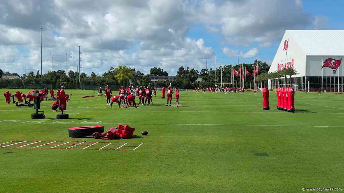 Contract talks dominate opening of Bucs training camp