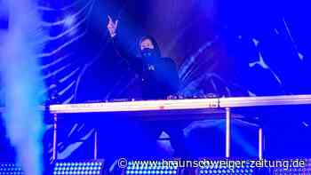 Feuer, Welthits, Party: 4000 feiern mit Alan Walker in der Autostadt