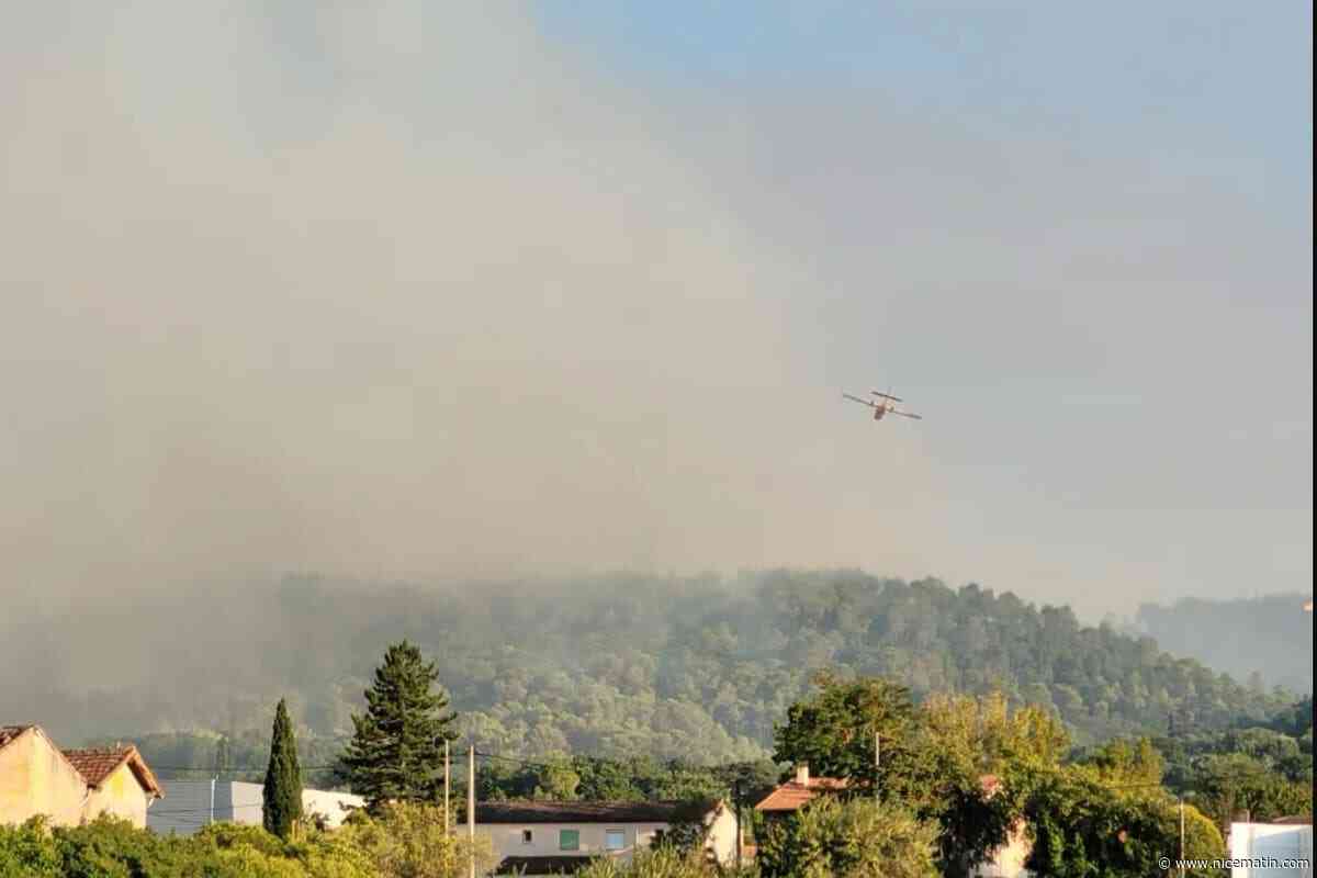 Une centaine d’hectares déjà partis en fumée, des quartiers évacués, 250 pompiers sur place... Suivez en direct l’évolution du violent incendie à Brignoles