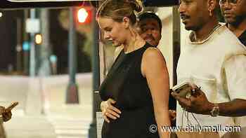 Jamie Foxx's younger girlfriend Alyce Huckstepp shows off her baby bump as actor prepares to become a father again