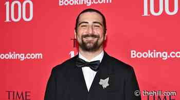 Noah Kahan hits Trump over use of song in social post: 'Would never approve'