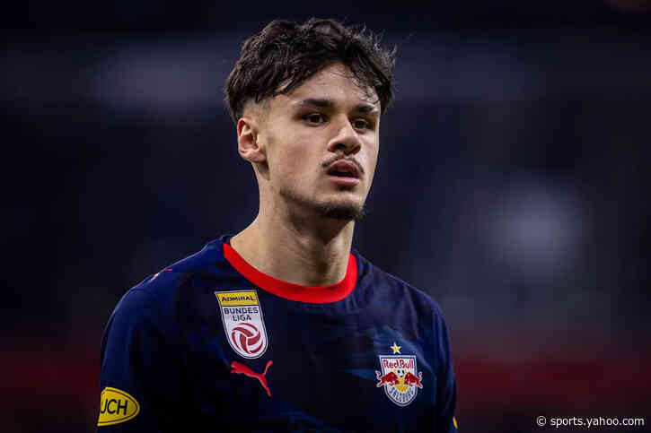 Journalist: £34.3m striker ‘locked in talks’ with Chelsea as Alonso sanctions triple exit