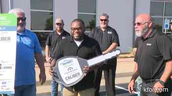 Oklahoma veterans get refurbished cars as salute to service
