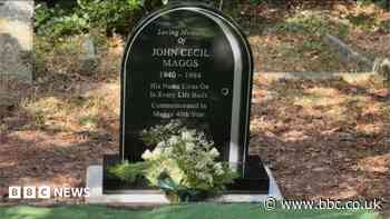 Rough sleeper who inspired charity gets headstone