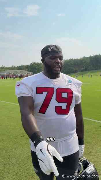 Asking players to shout out their roommates for AT&T Training Camp 🙌 #nfl #atlantafalcons