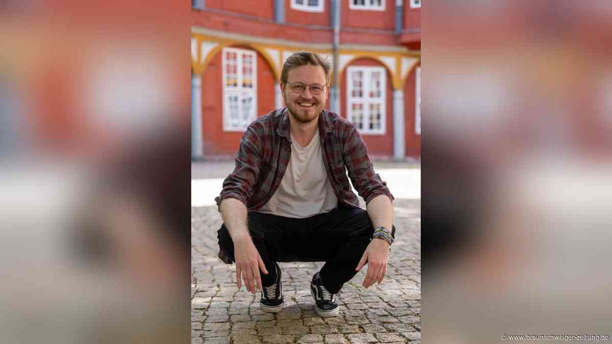Bibliothekar und Punk-Fan: Dieser Wolfenbütteler will neuer Bürgermeister werden