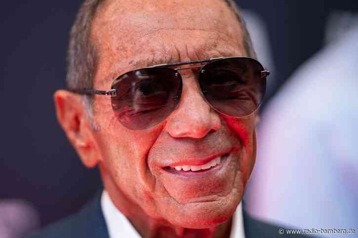 Suppe, Mafia und bemalte Beine: Acht Fakten zu Paul Anka