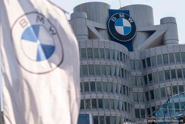 BMW-Gewinn bricht um mehr als ein Drittel ein
