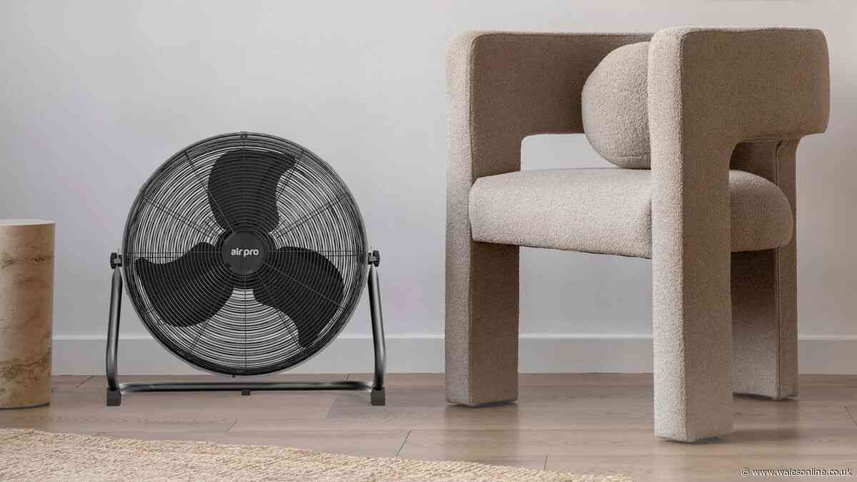 Healthcare worker loves fan that pulls in cool air 'like air-conditioning' in heatwave