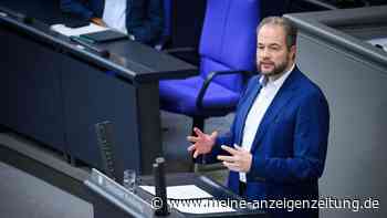 Gefahr für die Demokratie: AfD-Bewerber wegen Zweifeln an Verfassungstreue von Wahl ausgeschlossen