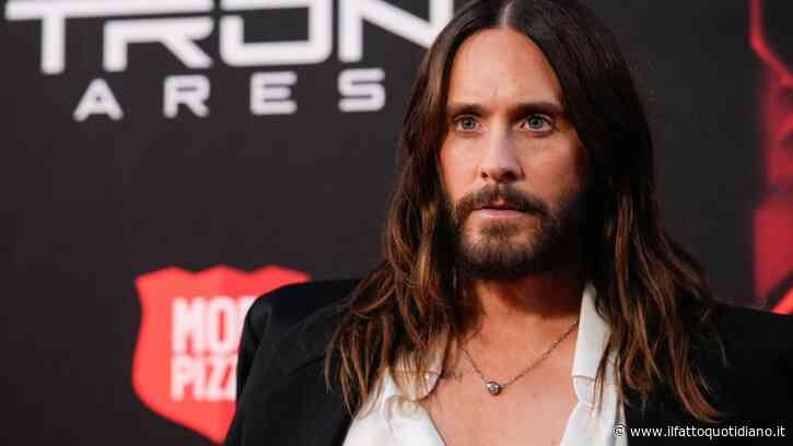 “Non ho mai aggredito sessualmente nessuno in tutta la mia vita. Queste accuse sono assolutamente  false”: Jared Leto replica alle quattro presunte vittime