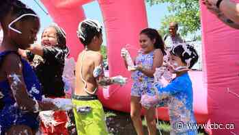 Kids' birthday parties are getting more expensive. Should guests help pay for them?