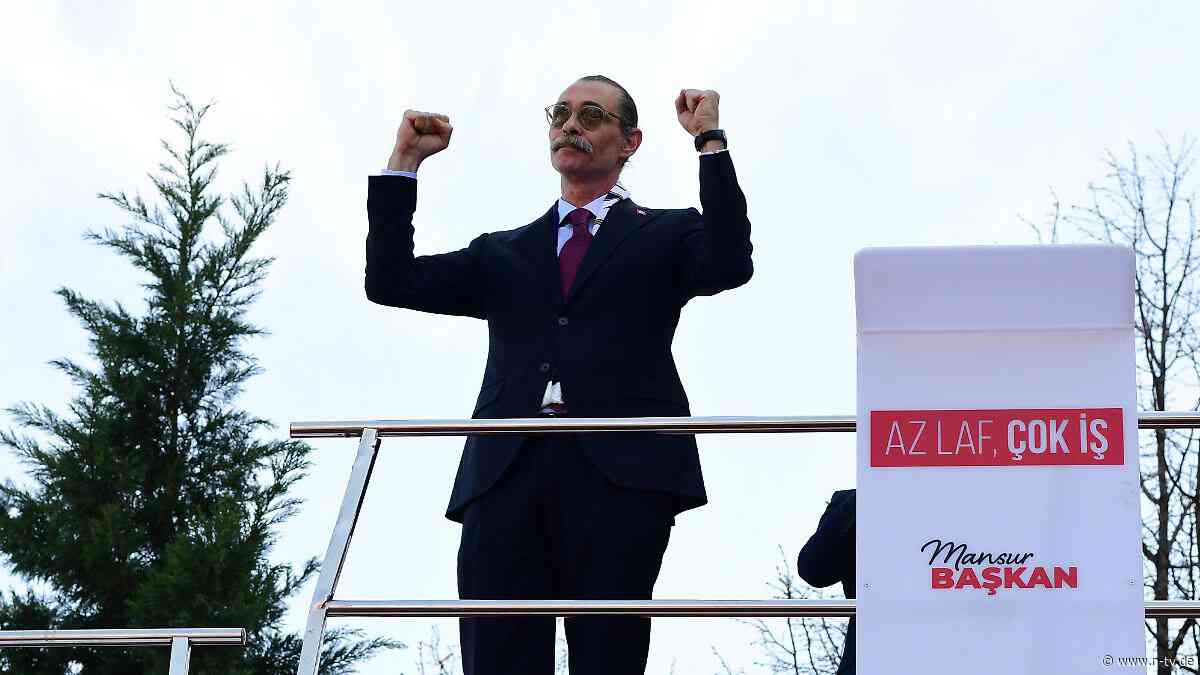 51 weitere Menschen inhaftiert: Bekannter türkischer Bürgermeister festgenommen