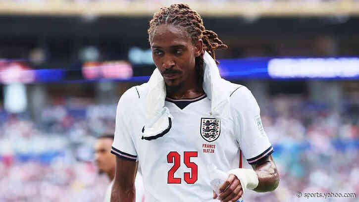 De Zerbi wants to convince Spence to stay at Spurs