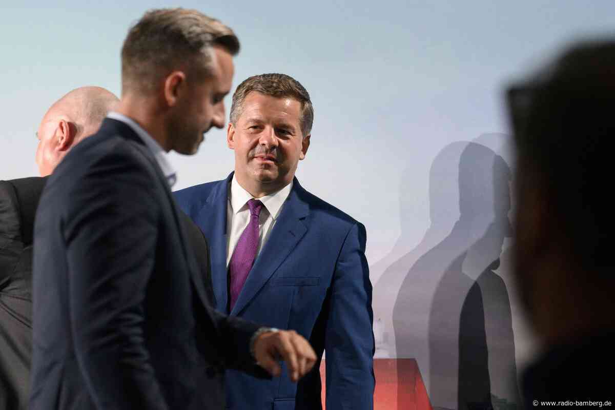 Umfrage: AfD in Sachsen-Anhalt weiter vorn – Kleine legen zu