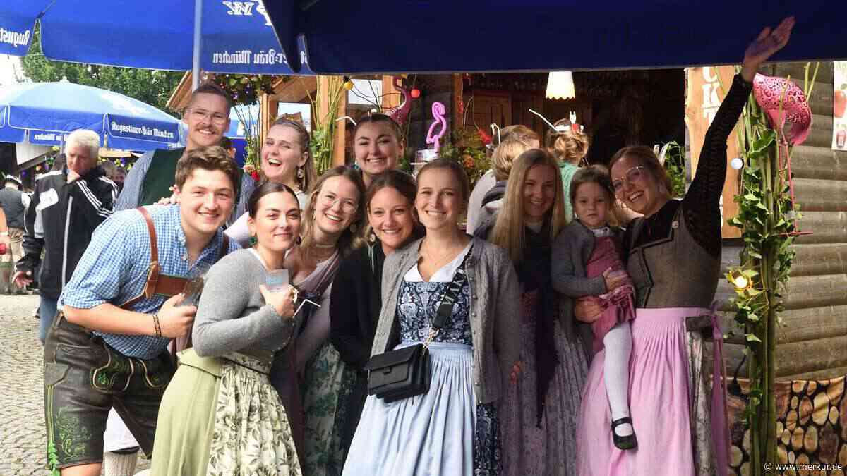 Dorffest gegen Hitze gewappnet: Nachschub an kühlen Getränken ist gesichert – Verzicht auf Feuerwerk