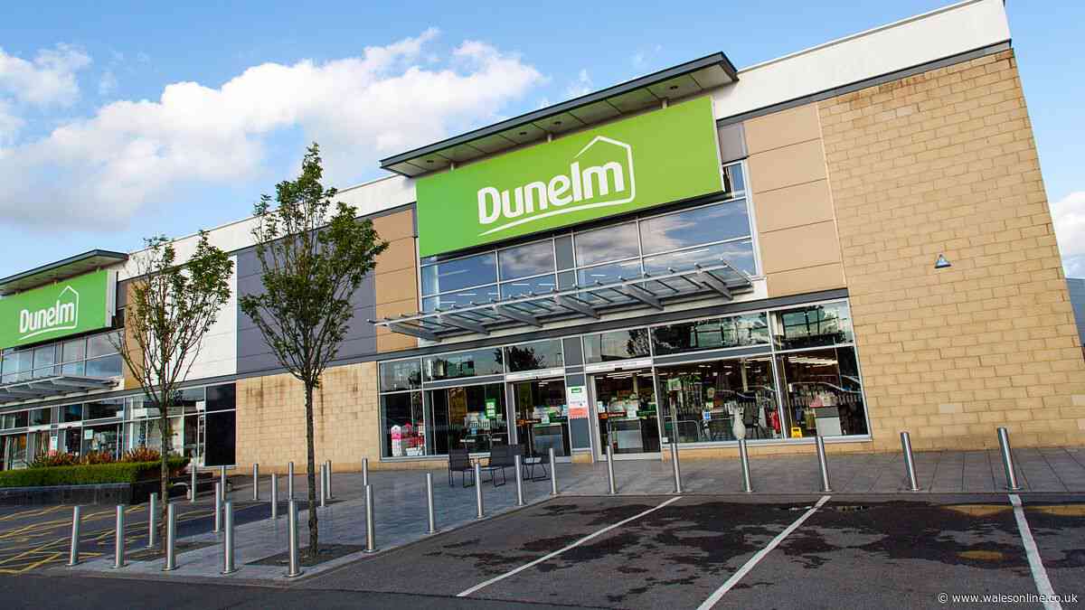 'Brilliant' £4 Dunelm 'multipurpose' item 'saves space' in kitchens and bathrooms